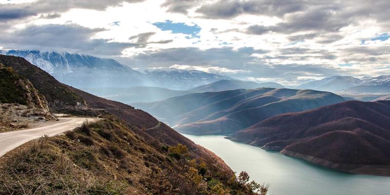 守护呼吸健康:深度解析汇日室内涂料甲醛释放量标准与选购指南