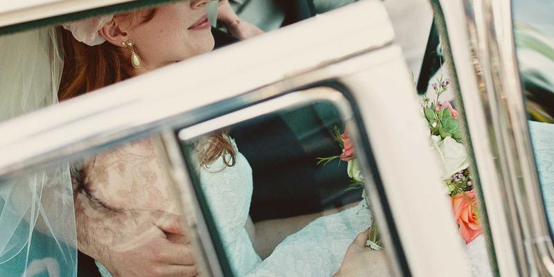 实测揭秘：汇日隔音阻尼涂料如何为影院、机房、住宅打造“静界”？环保建材的降噪革命